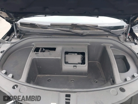 2023 VinFast VF 8 Eco с VIN RLLV1AEB6PH002615, выставлен на аукционе IAAI как лот 40965779 с пробегом 12 872 миль миль и . История ставок и продаж доступна на DreamBid. Изображение 10.