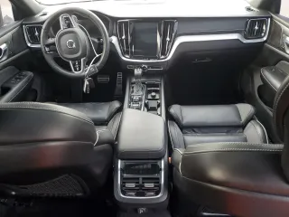 2020 Volvo S60 R-Design with VIN 7JR102FM3LG072611, listed as a Copart auction lot 76905744 with 0 mi miles and Non Repairable. Bid and sale history available at carsss.com. Image 8.