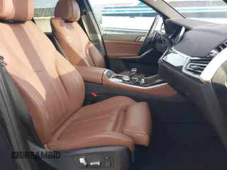 2020 BMW X5 xDrive40i with VIN 5UXCR6C07L9C57434, listed as a IAAI auction lot 41752267 with 41,790 mi miles. Bid and sale history available at carsss.com. Image 5.