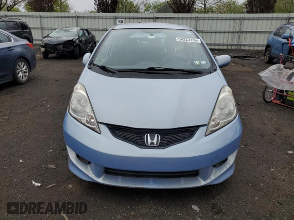 2009 Honda Fit Sport z VIN JHMGE88619S045049, wystawiony jako Copart lot #54223135 z przebiegiem 107 601 mil mil oraz Szkoda całkowita • Salvage title. Historia ofert i sprzedaży dostępna na DreamBid. Obrazek 5.