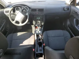 2004 Volkswagen Jetta GL с VIN 3VWRA69M44M112877, выставлен на аукционе Copart как лот 60824894 с пробегом 110 275 миль миль и Списание • Salvage title. История ставок и продаж доступна на DreamBid. Изображение 8.