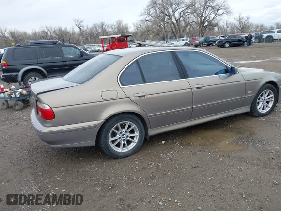2003 BMW 5 Series 525i z VIN WBADT43493G030122, wystawiony jako IAAI lot #41889529 z przebiegiem 118 293 mil mil oraz . Historia ofert i sprzedaży dostępna na DreamBid. Obrazek 4.
