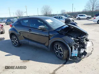 2018 Toyota C-HR XLE z VIN NMTKHMBX9JR003396, wystawiony jako IAAI lot #41645173 z przebiegiem 61 972 mil mil oraz . Historia ofert i sprzedaży dostępna na DreamBid. Obrazek 1.