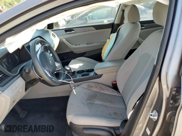 2018 Hyundai Sonata SE with VIN 5NPE24AF3JH687733, listed as a Copart auction lot 53662185 with 98,331 mi miles and Clean Title. Bid and sale history available at DreamBid. Image 7.