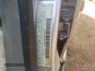 2004 Volkswagen Jetta GLS с VIN 3VWSK69MX4M031204, выставлен на аукционе Copart как лот 54709085 с пробегом Не указан миль и Списание • Salvage title. История ставок и продаж доступна на DreamBid. Изображение 12.