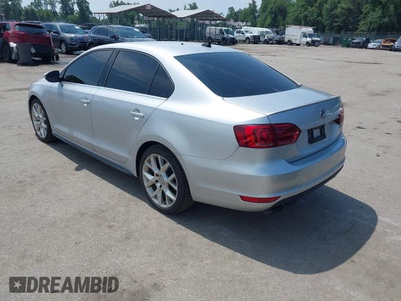 2014 Volkswagen Jetta GLI Autobahn with VIN 3VW5T7AJXEM310901, listed as a IAAI auction lot 42622301 with 139,821 mi miles and . Bid and sale history available at DreamBid. Image 3.