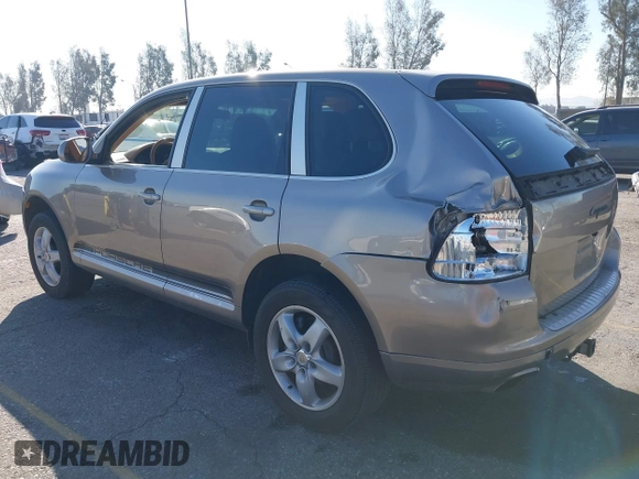 2005 Porsche Cayenne with VIN WP1AA29P35LA25539, listed as a IAAI auction lot 41653826 with 162,439 mi miles. Bid and sale history available at carsss.com. Image 3.