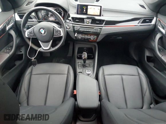 2021 BMW X1 xDrive28i with VIN WBXJG9C07M5T06155, listed as a Copart auction lot 84222754 with 18,466 mi miles and Salvage Title. Bid and sale history available at carsss.com. Image 8.