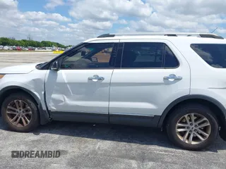 2014 Ford Explorer XLT with VIN 1FM5K7D88EGB27971, listed as a IAAI auction lot 42241622 with 198,422 mi miles and . Bid and sale history available at DreamBid. Image 15.