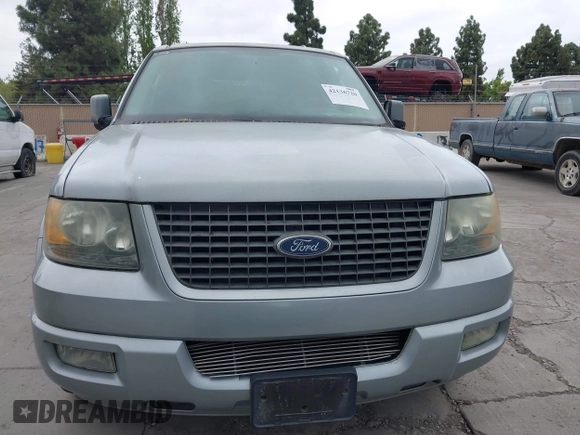 2006 Ford Expedition Limited with VIN 1FMFU19536LA76303, listed as a IAAI auction lot 42136720 with 129,491 mi miles. Bid and sale history available at carsss.com. Image 6.