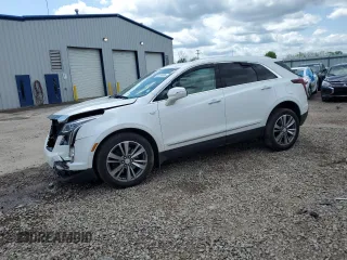 2021 Cadillac XT5 AWD Premium Luxury z VIN 1GYKNDRS4MZ123320, wystawiony jako Copart lot #57218335 z przebiegiem 16 319 mil mil oraz Szkoda całkowita • Salvage title. Historia ofert i sprzedaży dostępna na DreamBid. Obrazek 1.