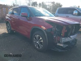 2024 Toyota Highlander LE with VIN 5TDKDRBH4RS547450, listed as a IAAI auction lot 41135938 with 41,251 mi miles and . Bid and sale history available at DreamBid. Image 1.