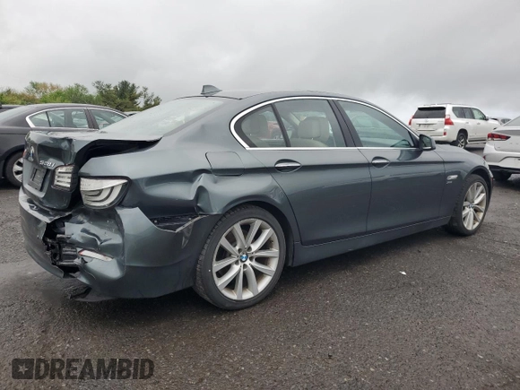 2012 BMW 5 Series 528i xDrive z VIN WBAXH5C56CDW06599, wystawiony jako Copart lot #55239355 z przebiegiem 129 520 mil mil oraz Szkoda całkowita • Salvage title. Historia ofert i sprzedaży dostępna na DreamBid. Obrazek 3.
