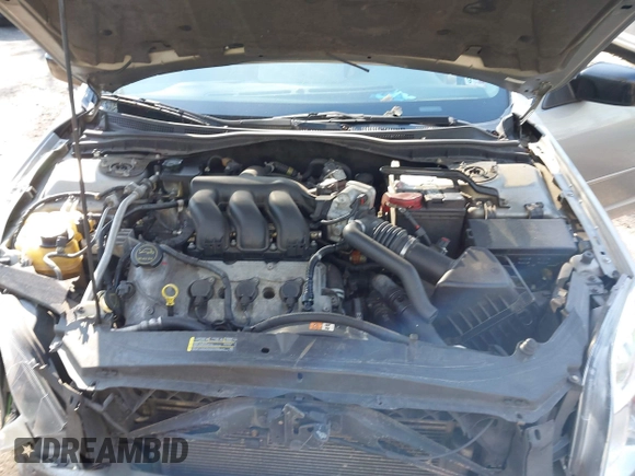 2009 Ford Fusion SEL with VIN 3FAHP08189R105867, listed as a IAAI auction lot 41649133 with 188,691 mi miles. Bid and sale history available at carsss.com. Image 10.