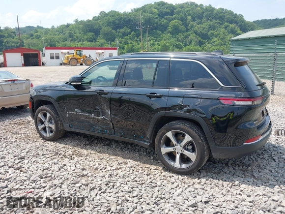 2024 Jeep Grand Cherokee Limited z VIN 1C4RJHBG9RC162492, wystawiony jako IAAI lot #42424937 z przebiegiem 5 939 mil mil oraz . Historia ofert i sprzedaży dostępna na DreamBid. Obrazek 15.
