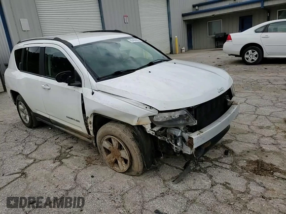 2016 Jeep Compass Latitude с VIN 1C4NJCEAXGD773650, выставлен на аукционе Copart как лот 60400805 с пробегом 83 754 миль миль и Списание • Salvage title. История ставок и продаж доступна на DreamBid. Изображение 14.