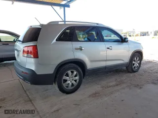 2013 Kia Sorento LX with VIN 5XYKT4A62DG358176, listed as a Copart auction lot 54159245 with 142,367 mi miles and Clean Title. Bid and sale history available at carsss.com. Image 3.