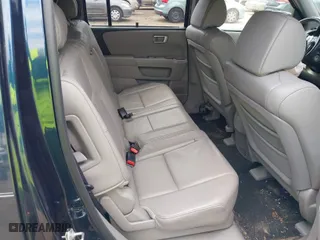 2010 Honda Pilot Touring with VIN 5FNYF4H80AB025356, listed as a IAAI auction lot 41866731 with 138,785 mi miles. Bid and sale history available at carsss.com. Image 8.