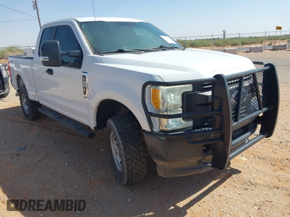 2017 Ford F-250 XLT с VIN 1FT7X2B61HEC10144, выставлен на аукционе IAAI как лот 42256812 с пробегом 123 380 миль миль и . История ставок и продаж доступна на DreamBid. Изображение 1.
