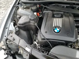 2012 BMW 3 Series 328i xDrive с VIN WBAUU3C57CA543419, выставлен на аукционе Copart как лот 85244604 с пробегом 79 458 миль миль и Списание • Salvage title. История ставок и продаж доступна на DreamBid. Изображение 14.