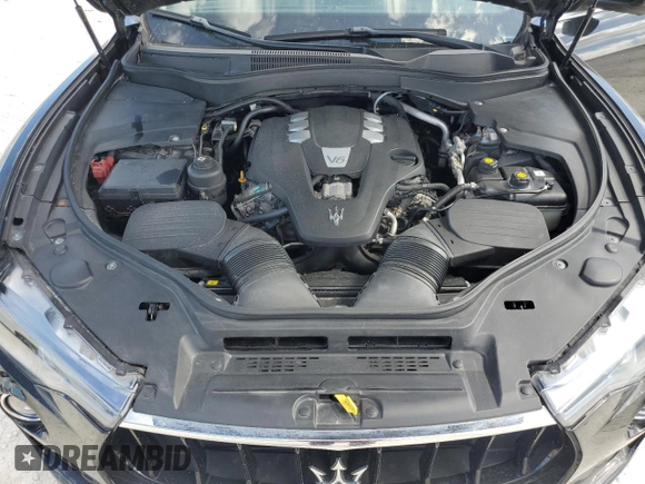 2017 Maserati Levante with VIN ZN661XUS4HX221890, listed as a Copart auction lot 73993983 with 55,023 mi miles. Bid and sale history available at carsss.com. Image 12.