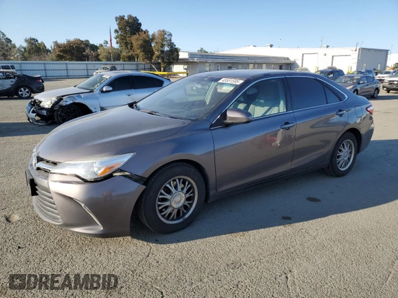 2015 Toyota Camry XLE with VIN 4T4BF1FK9FR494111, listed as a Copart auction lot 48551595 with 292,273 mi miles and Salvage Title. Bid and sale history available at DreamBid. Image 1.