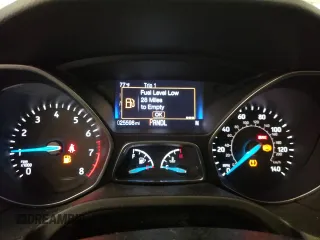 2017 Ford Focus SE with VIN 1FADP3F20HL319924, listed as a Copart auction lot 56351665 with 25,598 mi miles and Salvage title. Bid and sale history available at DreamBid. Image 9.