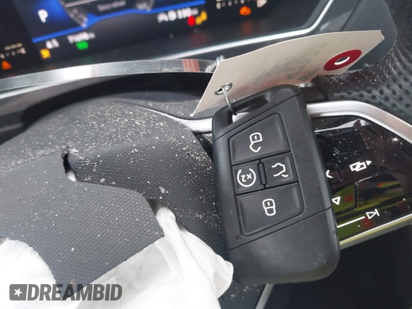 2022 Volkswagen Tiguan SE R-Line Black с VIN 3VVCB7AX1NM065960, выставлен на аукционе IAAI как лот 42149626 с пробегом 71 698 миль миль и . История ставок и продаж доступна на DreamBid. Изображение 11.
