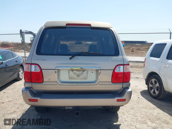 2001 Lexus LX 470 with VIN JTJHT00W613510736, listed as a IAAI auction lot 42005639 with 274,227 mi miles and . Bid and sale history available at carsss.com. Image 16.