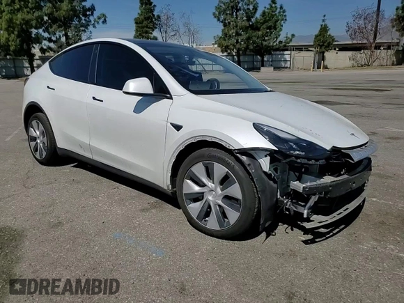 2022 Tesla Model Y Long Range with VIN 7SAYGDEE8NF551850, listed as a Copart auction lot 52747195 with 62,340 mi miles and Salvage Title. Bid and sale history available at carsss.com. Image 11.