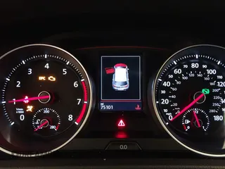 2017 Volkswagen Golf GTI S with VIN 3VW447AU5HM030228, listed as a IAAI auction lot 41497809 with 75,101 mi miles. Bid and sale history available at carsss.com. Image 7.