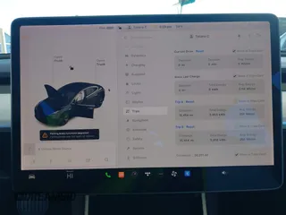 2020 Tesla Model 3 Standard Range Plus with VIN 5YJ3E1EA8LF661982, listed as a IAAI auction lot 41700109 with 30,271 mi miles and . Bid and sale history available at DreamBid. Image 7.