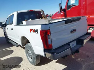 2019 Ford Super Duty F-250 SRW XL with VIN 1FT7W2B65KED26568, listed as a IAAI auction lot 41839913 with 159,443 mi miles. Bid and sale history available at carsss.com. Image 14.