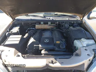 2002 Mercedes-Benz M 320/430/500 with VIN 4JGAB75E42A322824, listed as a IAAI auction lot 41871249 with 203,845 mi miles and . Bid and sale history available at carsss.com. Image 10.