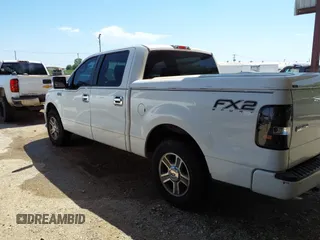 2008 Ford F-150 XLT z VIN 1FTPW12V78KE06868, wystawiony jako IAAI lot #42044311 z przebiegiem Nie podano mil oraz . Historia ofert i sprzedaży dostępna na DreamBid. Obrazek 15.