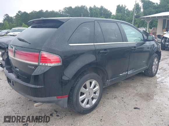 2007 Lincoln MKX with VIN 2LMDU68C37BJ08872, listed as a IAAI auction lot 42422739 with 226,756 mi miles and . Bid and sale history available at DreamBid. Image 4.