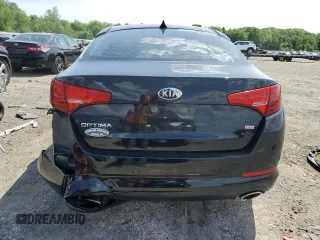 2013 Kia Optima LX z VIN 5XXGM4A75DG255625, wystawiony jako Copart lot #58465665 z przebiegiem 124 947 mil mil oraz Czysty tytuł • Clean title. Historia ofert i sprzedaży dostępna na DreamBid. Obrazek 6.