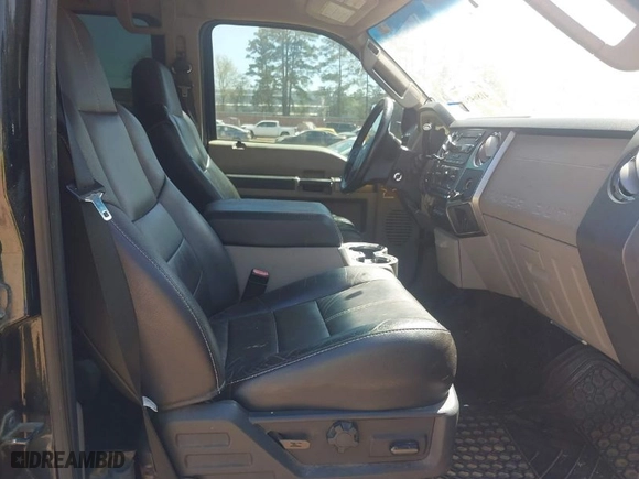 2008 Ford Super Duty F-250 SRW XL with VIN 1FTSW21R28EB90169, listed as a IAAI auction lot 41864510 with 258,461 mi miles. Bid and sale history available at carsss.com. Image 5.