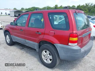 2006 Ford Escape XLS with VIN 1FMYU02Z06KB10283, listed as a IAAI auction lot 42208599 with 199,589 mi miles and . Bid and sale history available at DreamBid. Image 3.