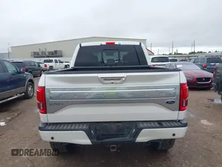 2016 Ford F-150 XLT z VIN 1FTEW1EF2GFB25838, wystawiony jako IAAI lot #42075007 z przebiegiem 135 377 mil mil oraz . Historia ofert i sprzedaży dostępna na DreamBid. Obrazek 16.