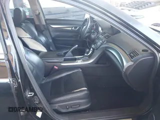 2009 Acura TL Technology z VIN 19UUA86569A013697, wystawiony jako IAAI lot #42265973 z przebiegiem 228 922 mil mil oraz . Historia ofert i sprzedaży dostępna na DreamBid. Obrazek 5.