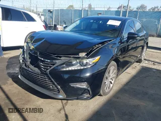 2016 Lexus ES 300h z VIN JTHBW1GG1G2121262, wystawiony jako IAAI lot #41959615 z przebiegiem 131 247 mil mil oraz . Historia ofert i sprzedaży dostępna na DreamBid. Obrazek 17.