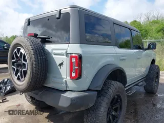 2022 Ford Bronco с VIN 1FMEE5BP9NLB05314, выставлен на аукционе IAAI как лот 41910228 с пробегом Не указан миль и . История ставок и продаж доступна на DreamBid. Изображение 4.