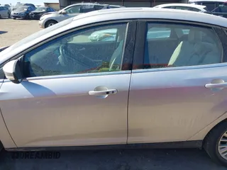 2017 Ford Focus Titanium с VIN 1FADP3J22HL230024, выставлен на аукционе IAAI как лот 41547566 с пробегом 146 969 миль миль и . История ставок и продаж доступна на DreamBid. Изображение 14.