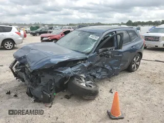 2023 Volvo XC60 Plus Dark Theme с VIN YV4H60DLXP1338593, выставлен на аукционе Copart как лот 54832565 с пробегом 17 406 миль миль и На запчасти • Non repairable. История ставок и продаж доступна на DreamBid. Изображение 1.