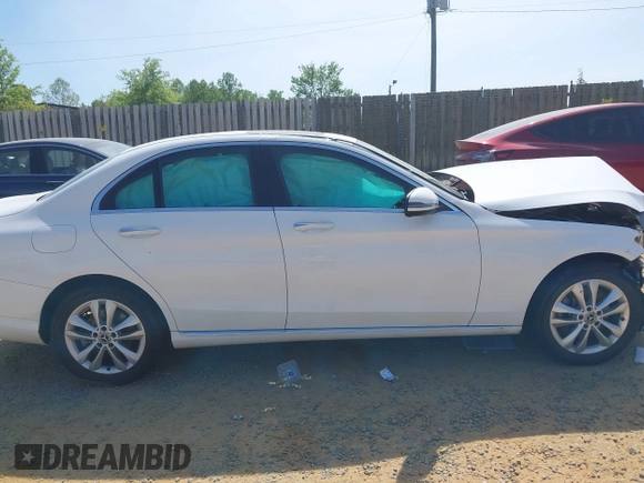 2019 Mercedes-Benz C 300 with VIN 55SWF8EB2KU316763, listed as a IAAI auction lot 42072583 with 61,664 mi miles and . Bid and sale history available at carsss.com. Image 14.
