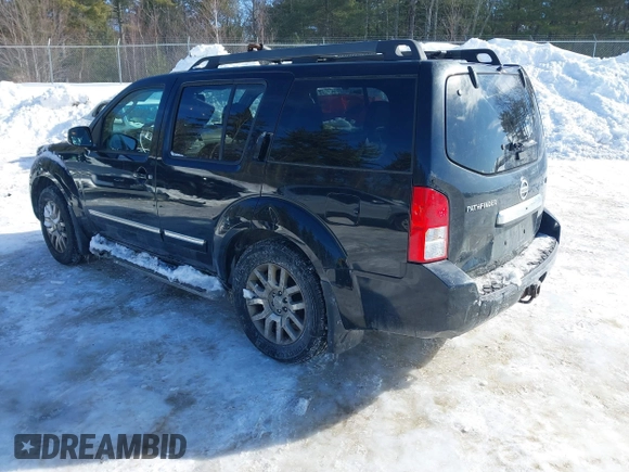 2012 Nissan Pathfinder LE z VIN 5N1AR1NB0CC608450, wystawiony jako IAAI lot #41625816 z przebiegiem 209 120 mil mil oraz . Historia ofert i sprzedaży dostępna na DreamBid. Obrazek 3.