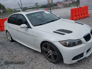 2007 BMW 3 Series 328i with VIN WBAVA33517KX81070, listed as a IAAI auction lot 41941108 with 241,572 mi miles. Bid and sale history available at carsss.com. Image 1.