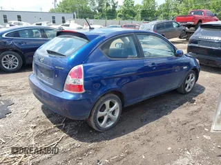 2011 Hyundai Accent SE with VIN KMHCN3AC6BU194520, listed as a IAAI auction lot 42664778 with 170,197 mi miles and . Bid and sale history available at DreamBid. Image 4.