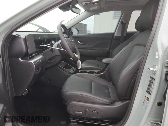 2025 Hyundai Kona Limited with VIN KM8HECA30SU187634, listed as a Copart auction lot 87868575 with 2,698 mi miles and Salvage Title. Bid and sale history available at DreamBid. Image 7.